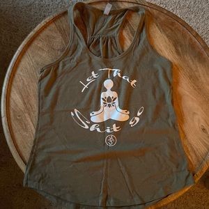 Let that shit go tank